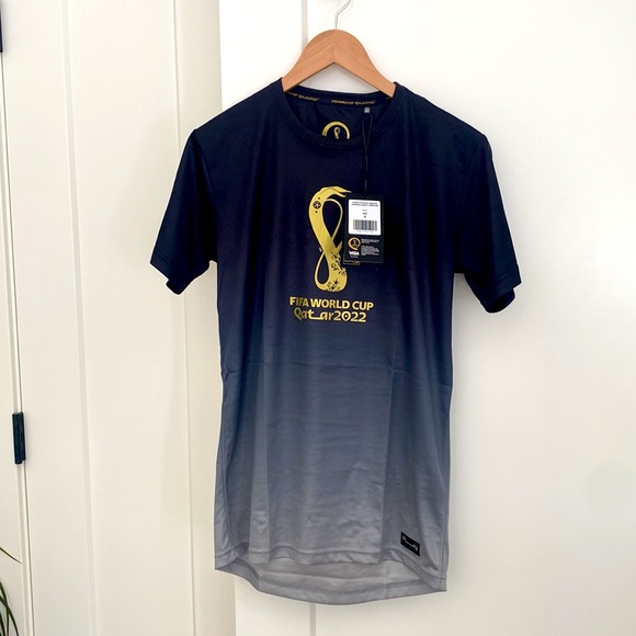 NWT Men’s Black FIFA World Cup Qatar 2022 short sleeve shirt - Picture 1 of 13